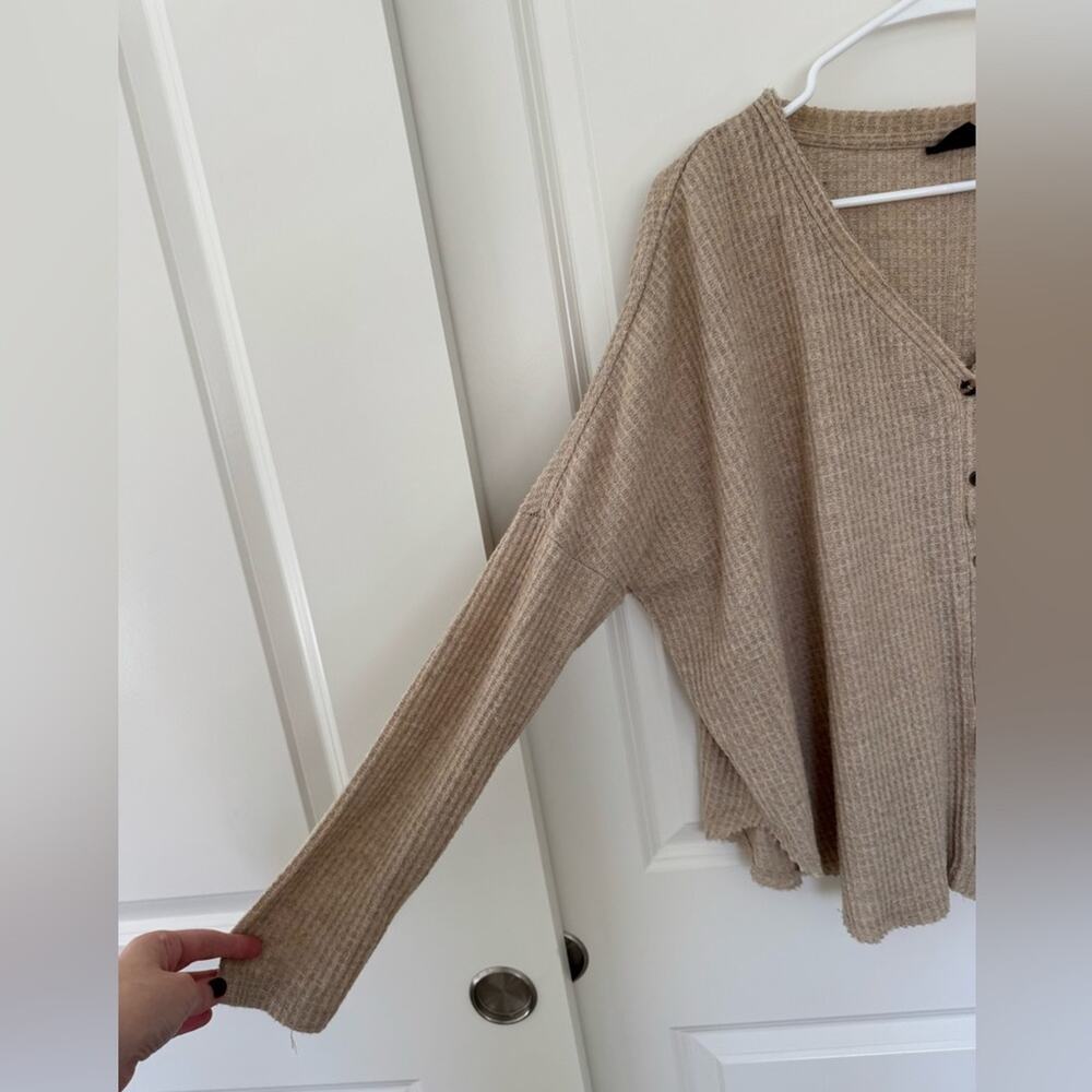 Out From Under Jojo Oversized Thermal Button-Front Top Medium - Picture 4 of 6
